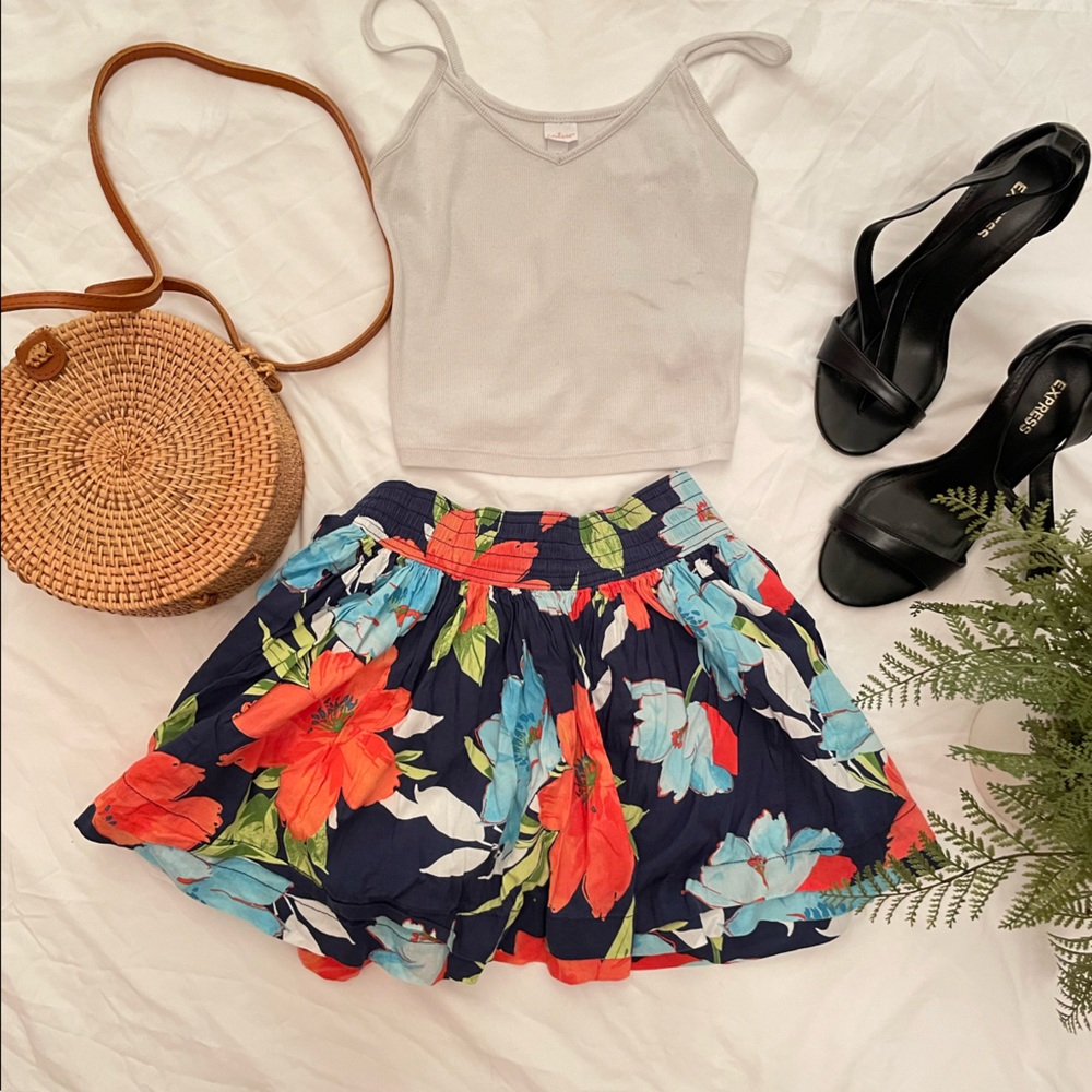 Hollister summer skirt